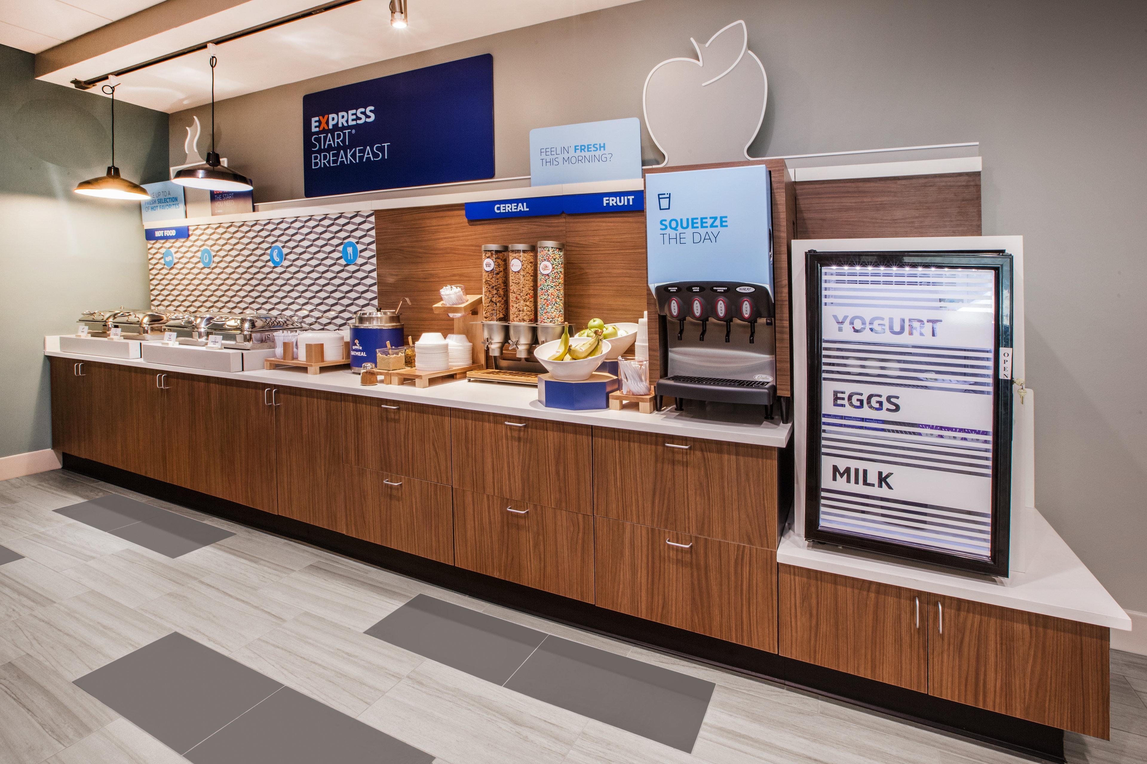 Holiday Inn Express Hotel & Suites Auburn By Ihg Bagian luar foto