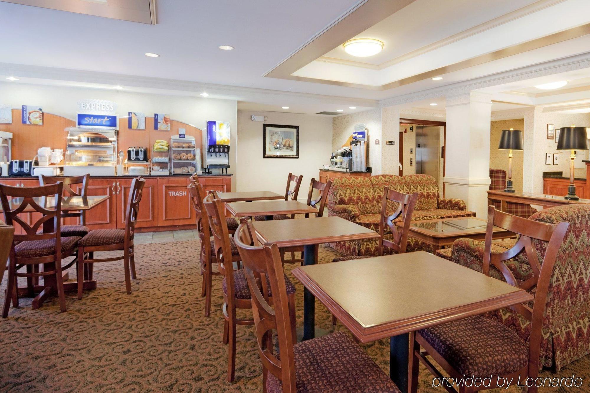 Holiday Inn Express Hotel & Suites Auburn By Ihg Restoran foto
