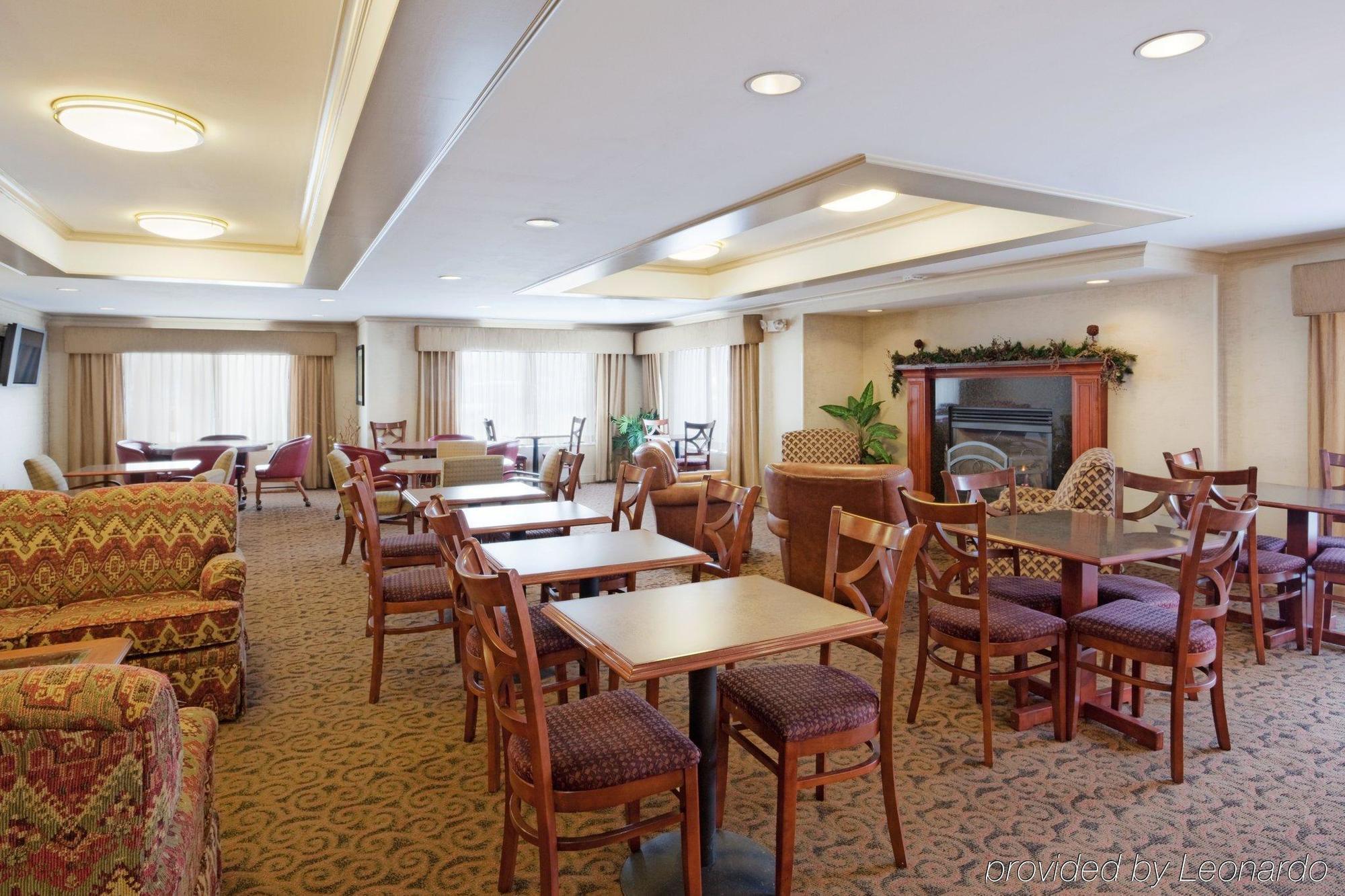 Holiday Inn Express Hotel & Suites Auburn By Ihg Restoran foto
