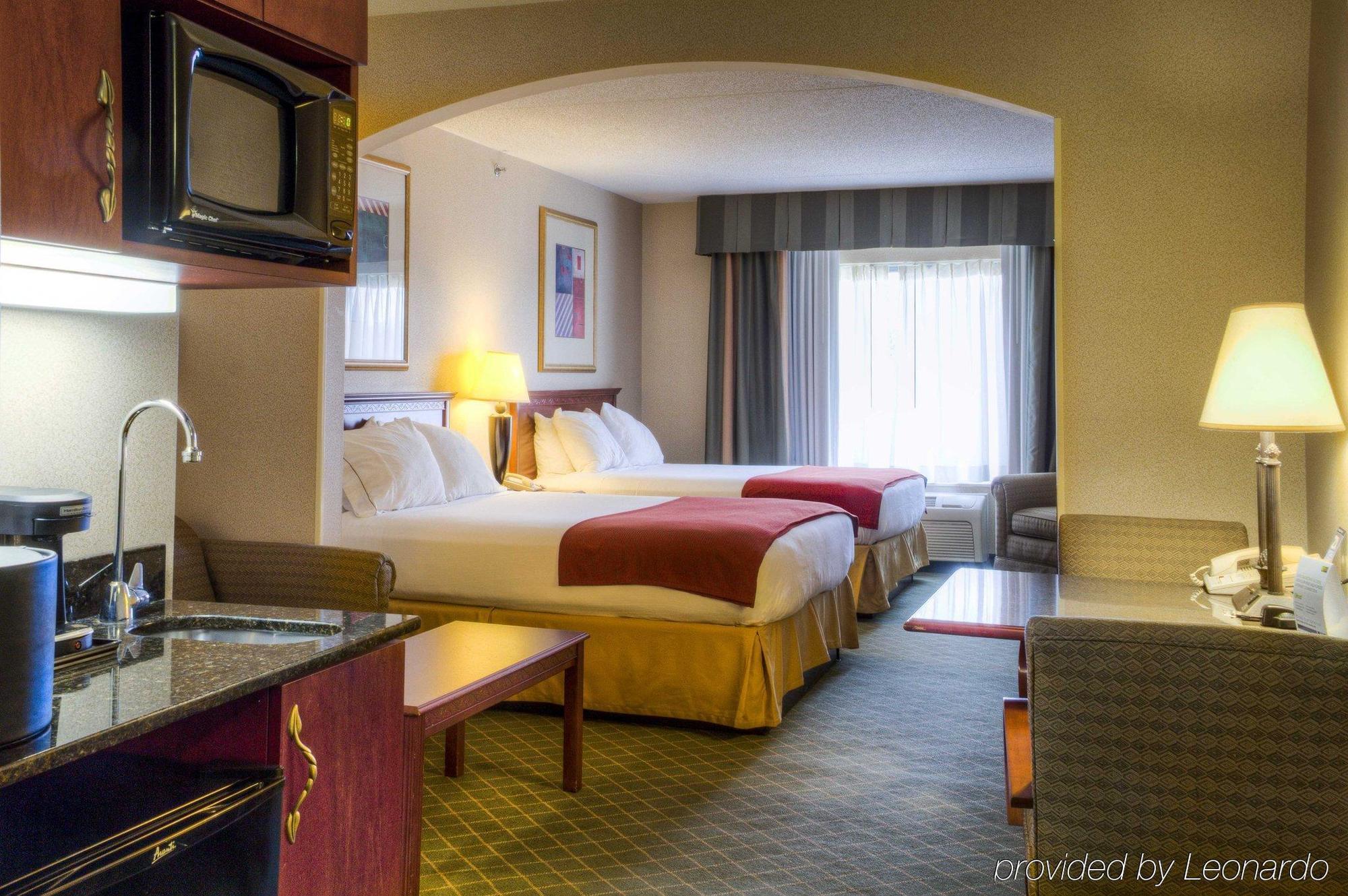 Holiday Inn Express Hotel & Suites Auburn By Ihg Bagian luar foto