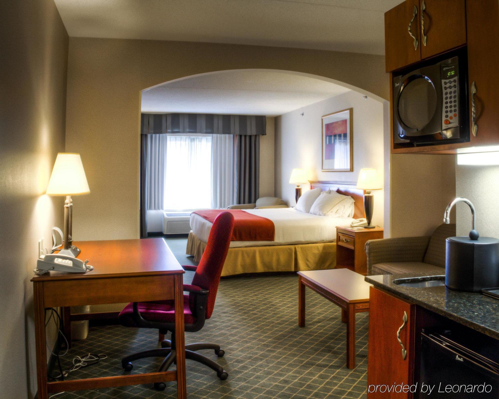 Holiday Inn Express Hotel & Suites Auburn By Ihg Bagian luar foto